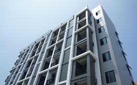 อิน โคลเวอร์ บางแสน